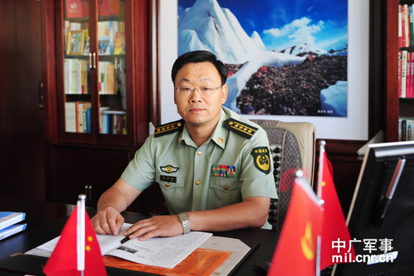 专访新疆边防总队政治部主任周力平