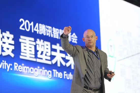 克莱·舍基：人与人的连接更重要