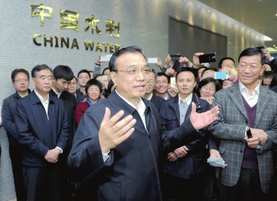 李克强在水利部考察时强调 解决农村饮水安全 惠及亿万群众 建设重大水利工程 支撑经济发展