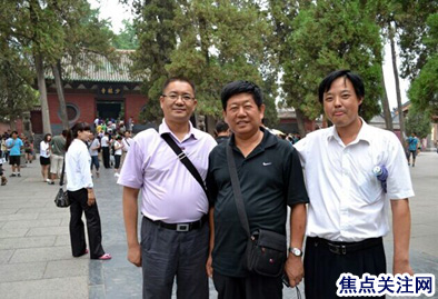 焦点关注网管委会主任白万省一行参观天下第一名刹--嵩山少林寺