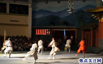 焦点关注网管委会主任白万省一行参观天下第一名刹--嵩山少林寺