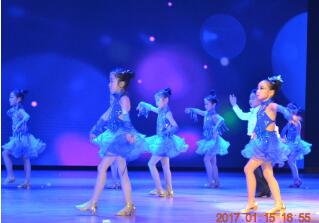 第六届海云舞韵-春之舞教学展演在北京库尔民族文化宫举办