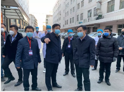 “看我的!”“跟我上!” 党员干部冲在前