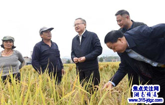 湖南邵阳市委书记龚文密在新宁县调研时强调  高质量打赢脱贫攻坚战 精心谋划“十四五”发展