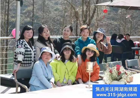 湘西州司法局举办三八妇女节庆祝活动