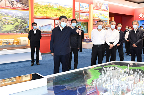 习近平在参观“奋进新时代”主题成就展时强调 踔厉奋发勇毅前行团结奋斗 夺取中国特色社会主义新胜利