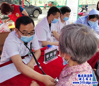 邵阳县人民医院开展“世界高血压日”大型健康义诊活动