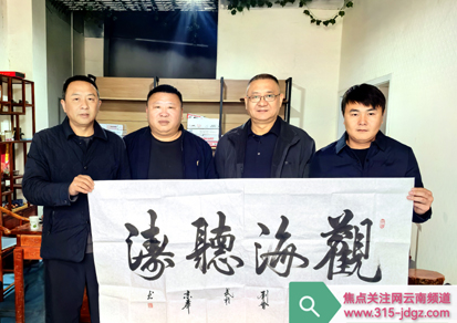 弘扬老区红色文化，传承老区伟大精神