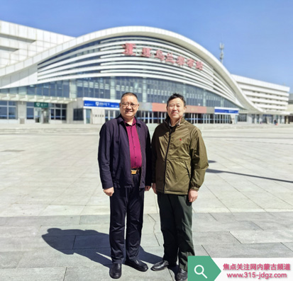 发掘红色故事 发扬红色精神