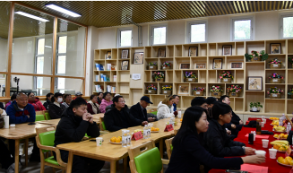 “爱满重阳,孝润童心” 马驹桥镇养老服务中心燕保家园养老驿站重阳节活动